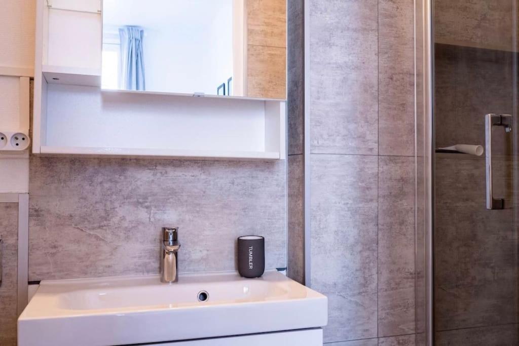 Le Ferdinand T2 En Hypercentre Apartment ปัวติเยร์ ภายนอก รูปภาพ
